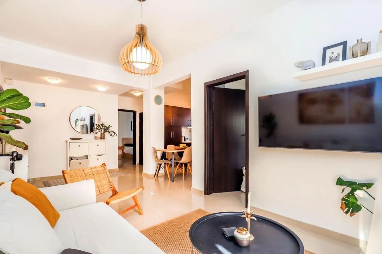 Happy Traveller - Luxury, Free Parking Apartment Thessaloniki Greece