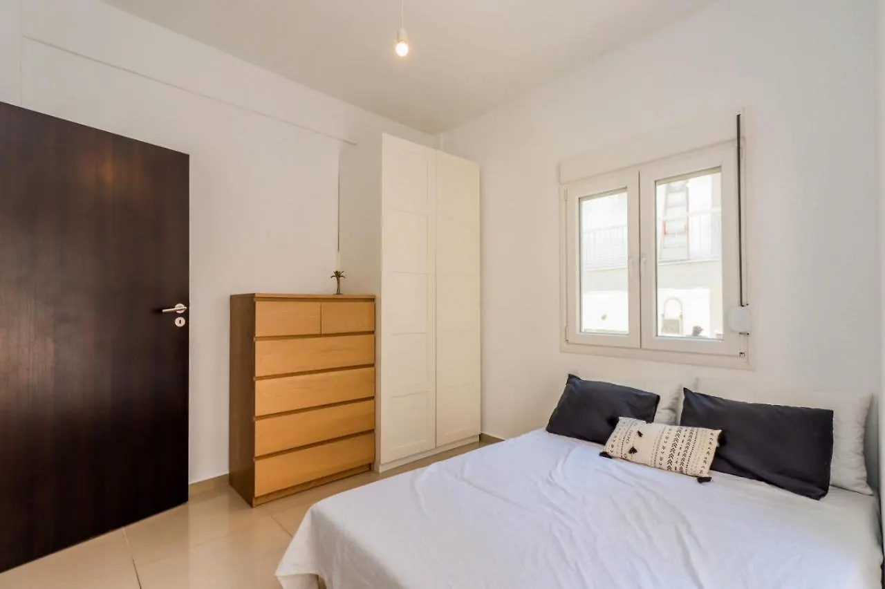 Happy Traveller - Luxury, Free Parking Apartment Thessaloniki